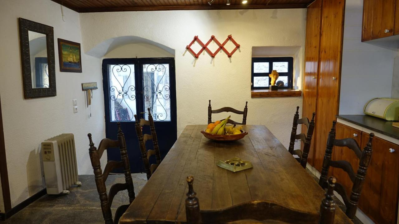 The Old Olive Mill House Villa Aegae Exterior photo